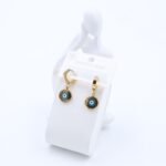 حلق ذهبي بتصميم عين