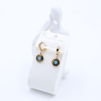 حلق ذهبي بتصميم عين