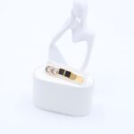 مجموعة مكونة من 3 حلوق شكل دائري وردة ومربع أسود وقلب ذهبي