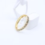 ⁦سوار لون ذهبي مع زركون ملون⁩ - الصورة ⁦2⁩