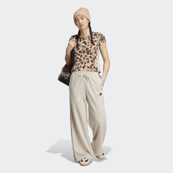 ⁦adidas Womens' Animal Print 3-Stripes Open Hem Pants - Beige⁩ - الصورة ⁦4⁩