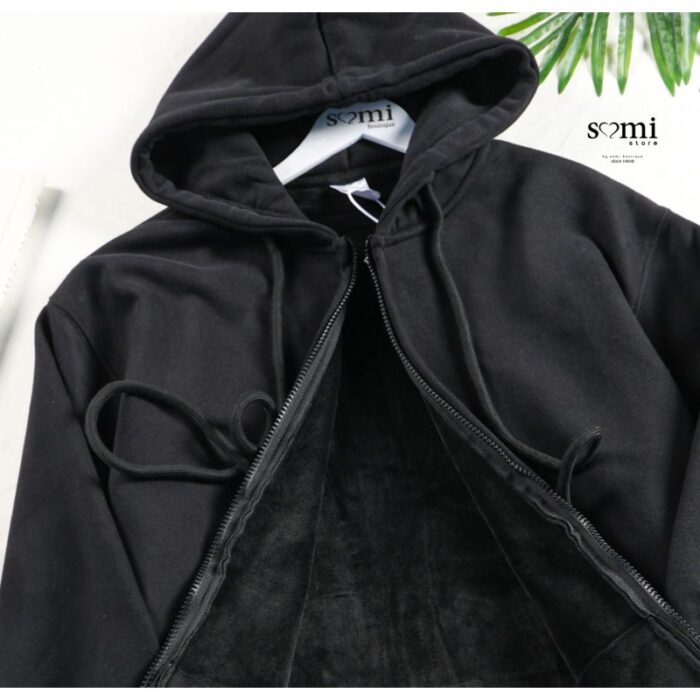 ⁦جاكيت للصبايا لون أسود شتوية من Sami Boutiqe⁩ - الصورة ⁦3⁩