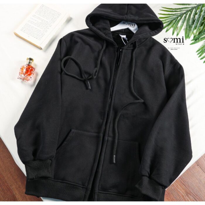 ⁦جاكيت للصبايا لون أسود شتوية من Sami Boutiqe⁩ - الصورة ⁦4⁩