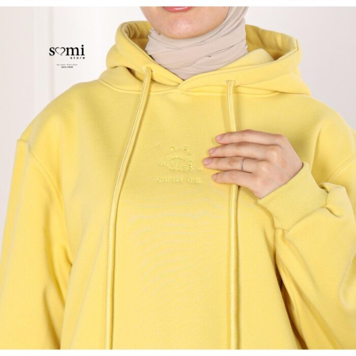 ⁦بلوزة للصبايا لون أصفر شتوية من Sami Boutiqe⁩ - الصورة ⁦2⁩