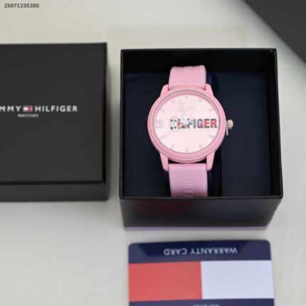 ساعة اللون زهري من ماركة FJ مع كفالة سنتين ضد تغير اللون