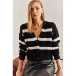 جرزة مقلمة باللون الاسود والابيض ازرار سوداء