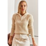 بلوزة صوف شتوية باللون البيج One Size
