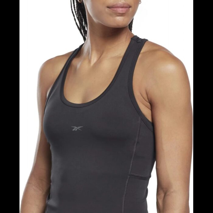 ⁦Reebok Women's Workout Ready Simple Tank Top -Black⁩ - الصورة ⁦3⁩