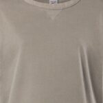 ⁦Reebok Women's Classics Natural Dye Boxy Tee- Beige⁩ - الصورة ⁦5⁩