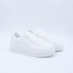 حذاء رياضي كلاسيك جلد للنساء لون أبيض