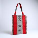 ⁦شنطة توت باغ عملية بسيطة بالقماش البدوي الوان منوعة احمر⁩ - الصورة ⁦2⁩