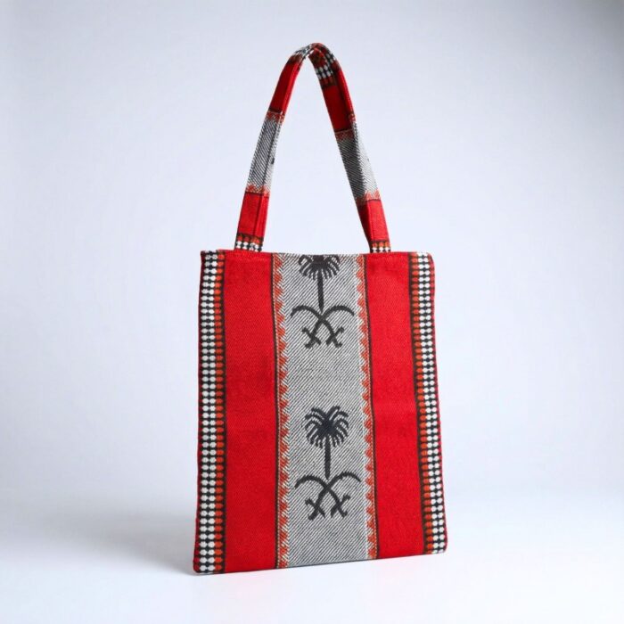 ⁦شنطة توت باغ عملية بسيطة بالقماش البدوي الوان منوعة احمر⁩ - الصورة ⁦2⁩