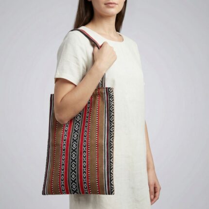 شنطة توت باغ عملية بسيطة بالقماش البدوي الوان منوعة بيج