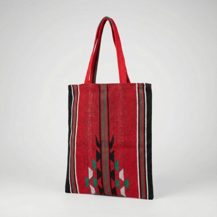 ⁦شنطة توت باغ عملية بسيطة بالقماش البدوي الوان منوعة احمر واسود⁩ - الصورة ⁦4⁩