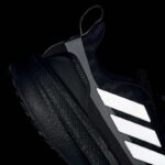⁦adidas Mens' Ultraboost 5 TR Shoes - Black⁩ - الصورة ⁦13⁩