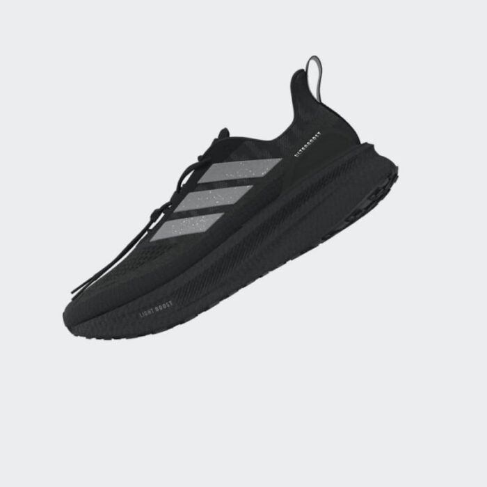 ⁦adidas Mens' Ultraboost 5 TR Shoes - Black⁩ - الصورة ⁦15⁩