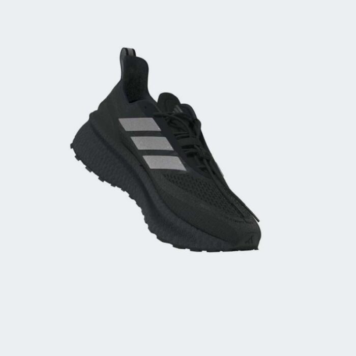 ⁦adidas Mens' Ultraboost 5 TR Shoes - Black⁩ - الصورة ⁦18⁩