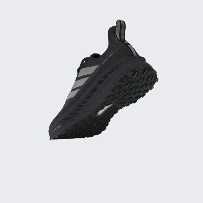 ⁦adidas Mens' Ultraboost 5 TR Shoes - Black⁩ - الصورة ⁦22⁩