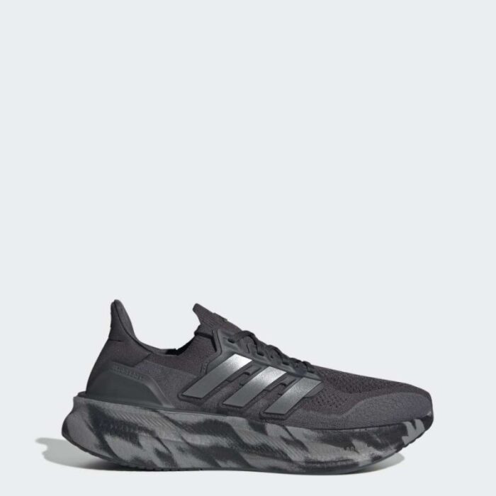 ⁦adidas Mens' Ultraboost 5 Shoes - Grey⁩ - الصورة ⁦2⁩