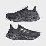 ⁦adidas Mens' Ultraboost 5 Shoes - Grey⁩ - الصورة ⁦10⁩