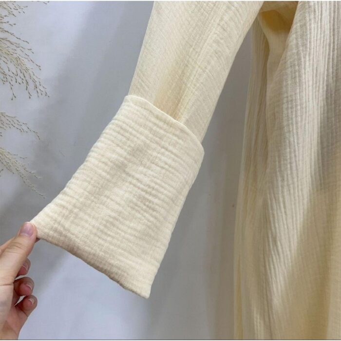 ⁦عباي لف قطعتين مع بنطلون لون بيج⁩ - الصورة ⁦2⁩