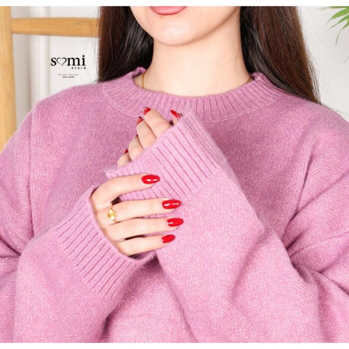 ⁦بلوزة صوف بأكمام طويلة وقبة دائرية One Size للنساء لون فوشي⁩ - الصورة ⁦4⁩