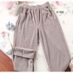 ⁦طقم مخمل ستاتي قطعتين للنساء لون نهدي فاتح⁩ - الصورة ⁦5⁩