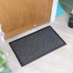 ⁦[19490201] دعسة مدخل بيت DOOR MATS DASH CHARCOAL 45 X 75 CM⁩ - الصورة ⁦2⁩