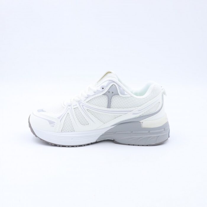 ⁦بوت رياضي ستاتي لون ابيض⁩ - الصورة ⁦4⁩