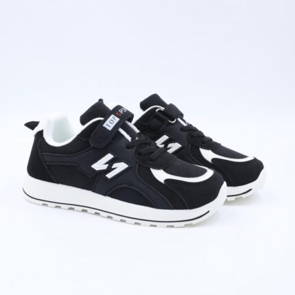 حذاء تصميم رياضي ولادي لون اسود وابيض