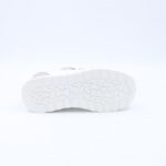 ⁦حذاء تصميم رياضي بناتي لون ابيض واسود⁩ - الصورة ⁦5⁩