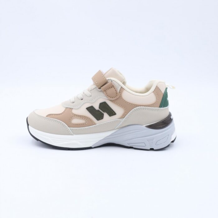 ⁦حذاء تصميم رياضي محيير لون بيج وكاكي⁩ - الصورة ⁦4⁩