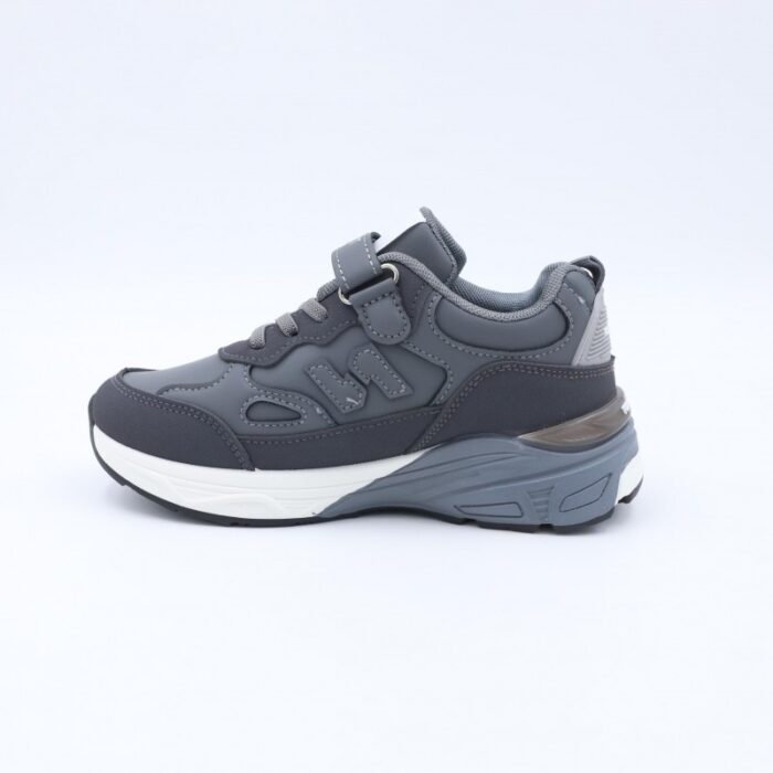 ⁦حذاء تصميم رياضي محيير لون رمادي غامق⁩ - الصورة ⁦5⁩