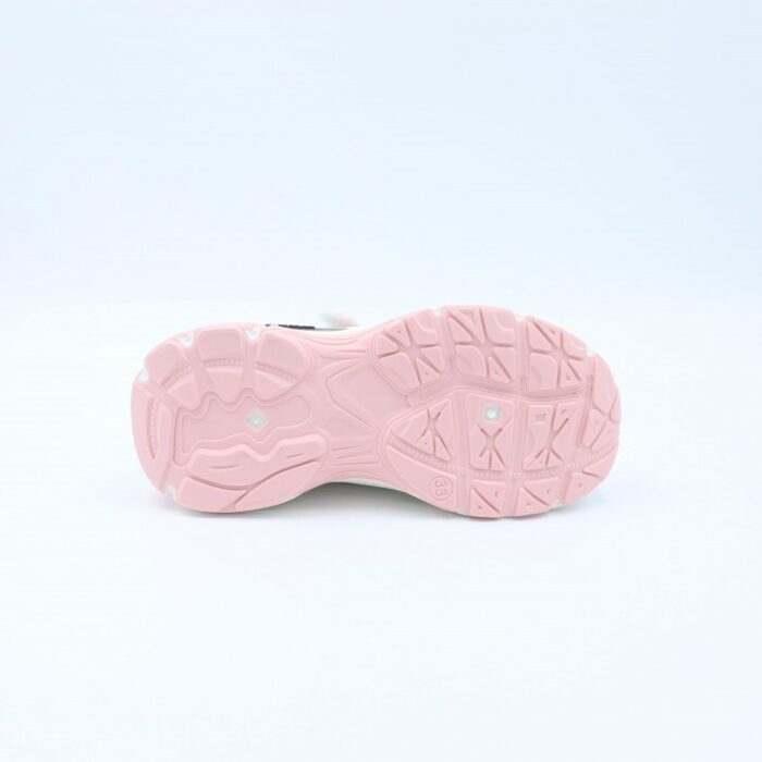 ⁦حذاء تصميم رياضي محيير لون رمادي وزهري⁩ - الصورة ⁦5⁩