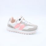 ⁦بوت رياضي بناتي للأطفال لون أبيض وزهري⁩ - الصورة ⁦2⁩