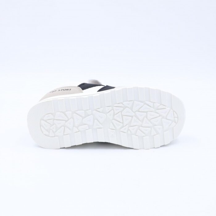 ⁦بوت رياضي للأطفال لون أبيض واسود⁩ - الصورة ⁦5⁩