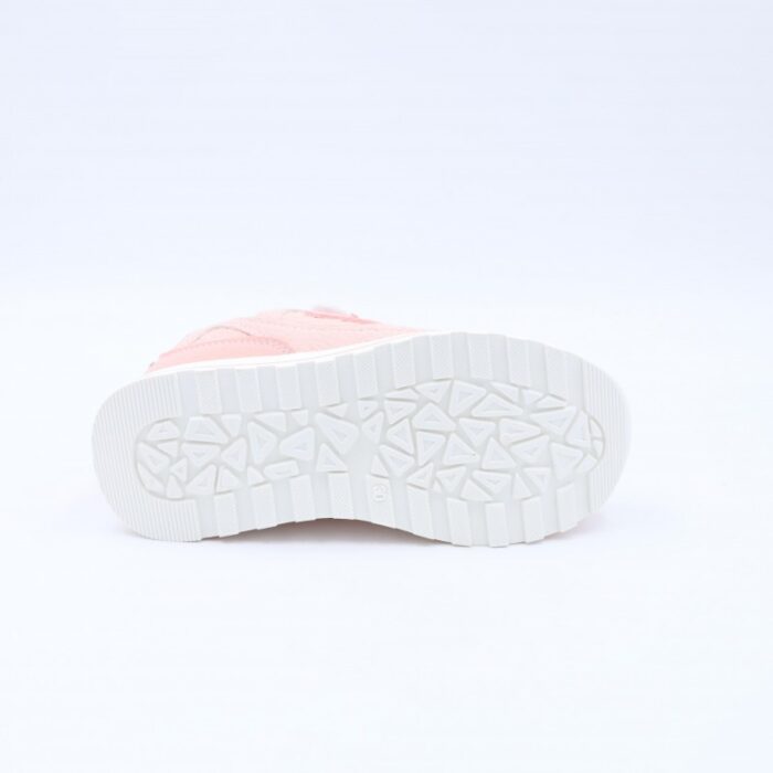 ⁦بوت رياضي للأطفال لون زهري⁩ - الصورة ⁦5⁩