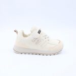 ⁦بوت رياضي للأطفال لون بيج⁩ - الصورة ⁦3⁩