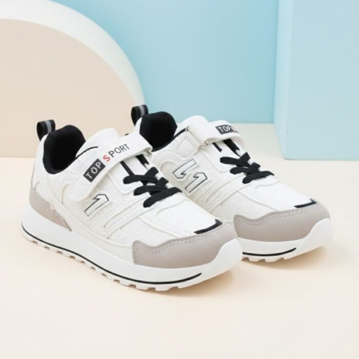 ⁦بوت رياضي للأطفال لون ابيض واسود⁩ - الصورة ⁦6⁩