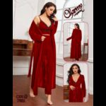 طقم لانجري مخمل ملوكي ثلاث قطع للنساء لون أحمر