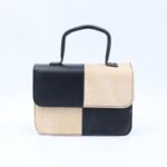 ⁦شنطة حقيبة يد نسائية بلونين بيج واسود⁩ - الصورة ⁦3⁩