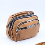 ⁦شنطة حقيبة جلد يد او كتف صغيرة stave تصميم سبورت لون بني⁩ - الصورة ⁦6⁩