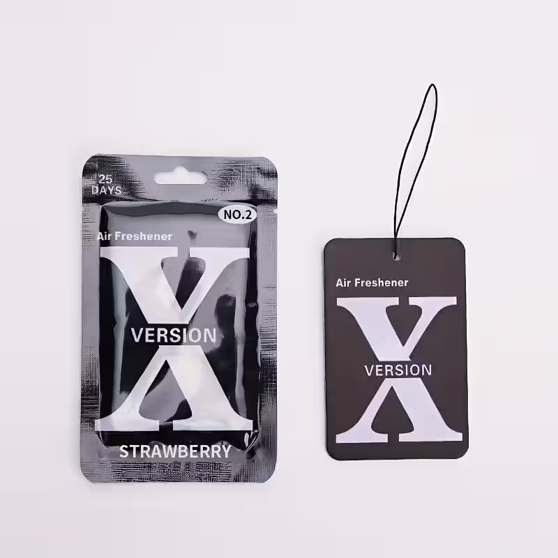 ⁦ورقة ريحة فواحة تعليق داخل السيارة فراولة x⁩ - الصورة ⁦1⁩