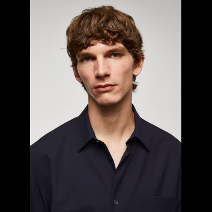 ⁦قميص رسمي رجالي من مانجو MANGO لون كحلي⁩ - الصورة ⁦4⁩