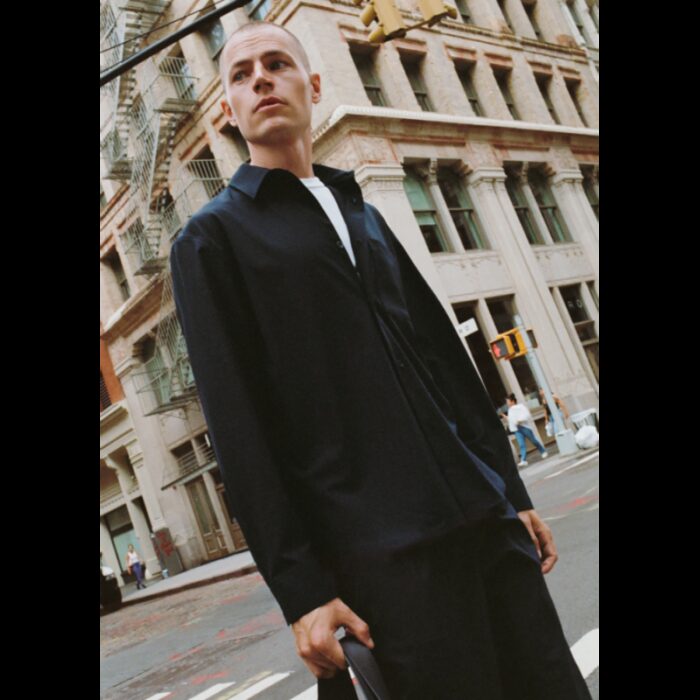 ⁦قميص رسمي رجالي من مانجو MANGO لون كحلي⁩ - الصورة ⁦6⁩