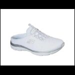 ⁦Skechers Women's Summits - Swift Step Shoes⁩ - الصورة ⁦7⁩