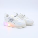 ⁦حذاء رياضي مضيء بشريط لاصق لون أبيض⁩ - الصورة ⁦5⁩