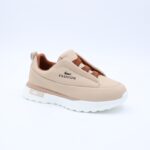 ⁦حذاء جلد بنعل مريح وعملي رياضي برباط وهمي لون بيج⁩ - الصورة ⁦3⁩