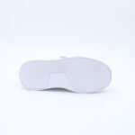 ⁦حذاء رياضي بشريطين لاصق لون ابيض⁩ - الصورة ⁦5⁩