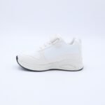 ⁦حذاء رياضي بشريط لاصق لون ابيض⁩ - الصورة ⁦5⁩